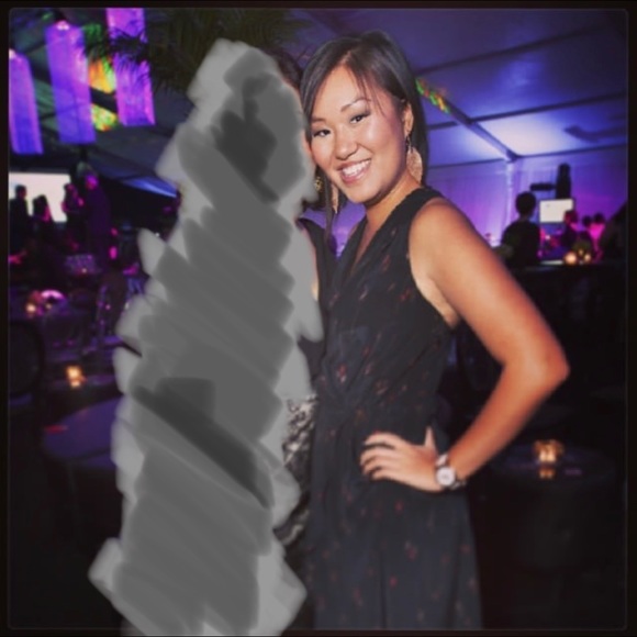 Silk wrap style dress with racer back and pockets! - Picture 4 of 4